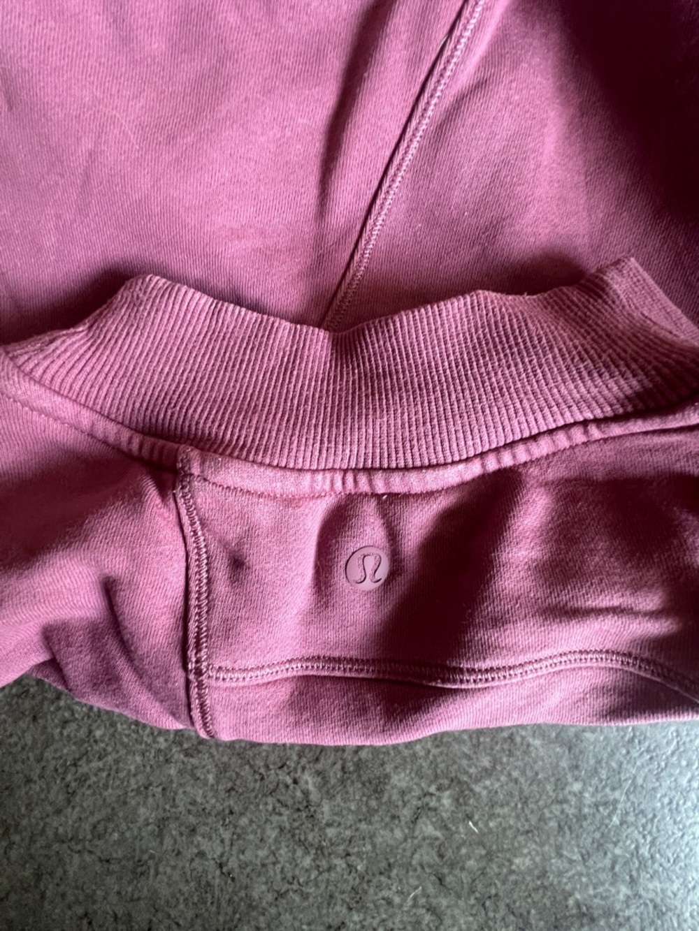 lululemon athletica Crew/Scoop Neck Sweater in Dusty Rose Pink
